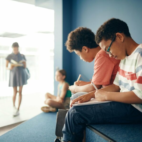 What's in a label? It's different for boys vs. girls, new study of ...