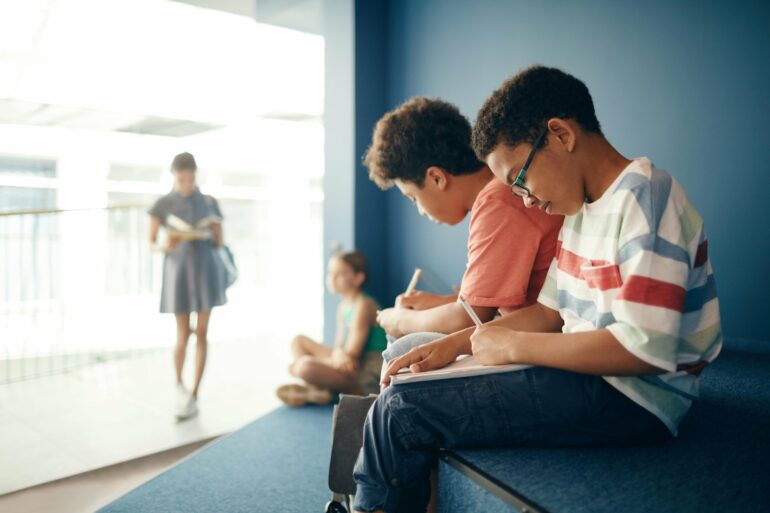 What's in a label? It's different for boys vs. girls, new study of ...