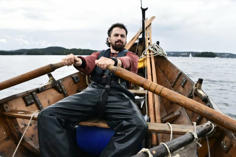 Archaeologist sailing like a Viking makes unexpected discoveries