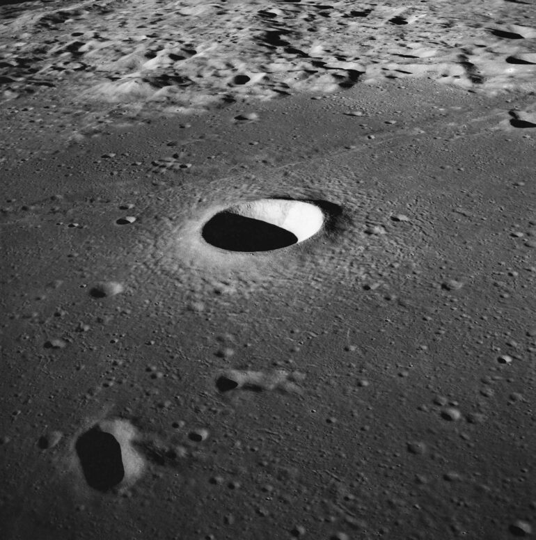 NASA wants to put a nuclear reactor on the Moon by 2030. Choosing ...