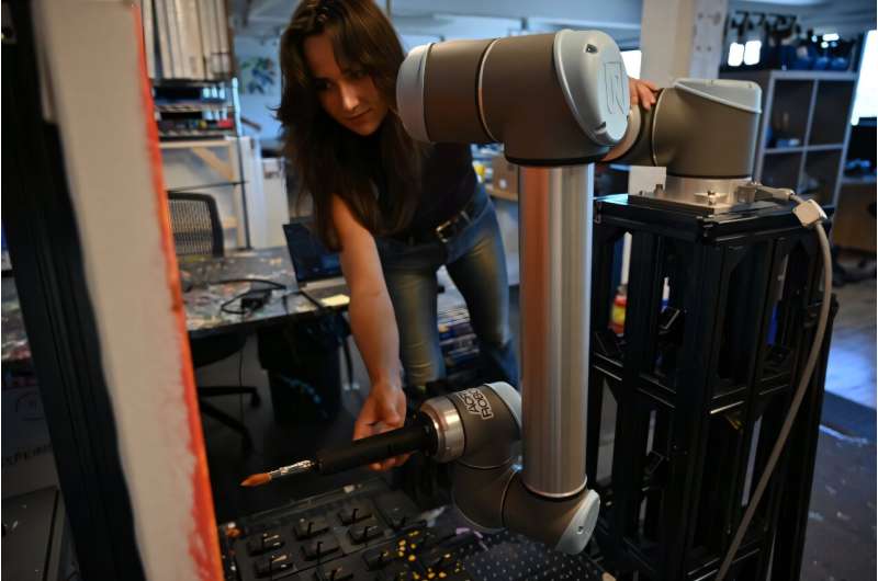 Chloe Ryan, the founder of Acrylic Robotics