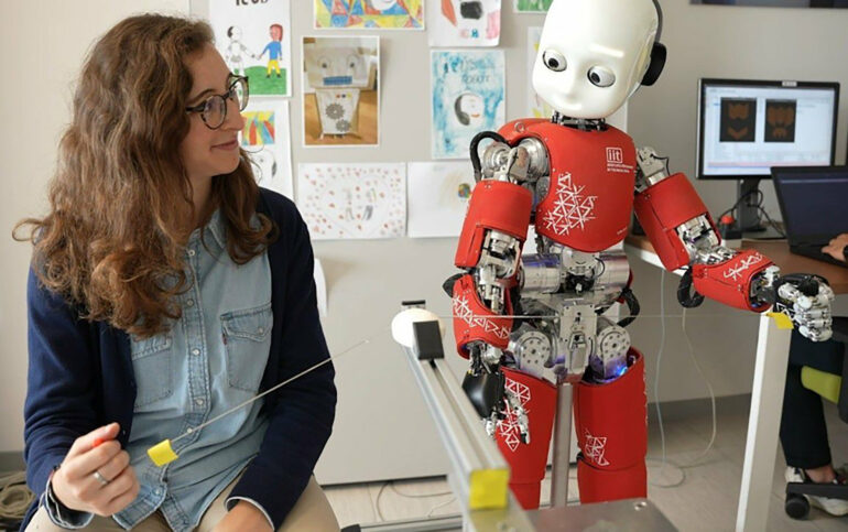 Humans sense a collaborating robot as part of their 'extended' body
