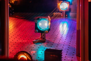 New perspectives on light-matter interaction: How virtual charges ...