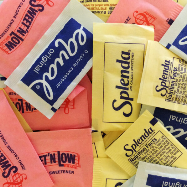 Artificial sweeteners trick flies into thinking they're starving ...