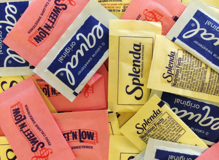 Artificial sweeteners trick flies into thinking they're starving ...