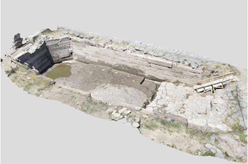 Hidden for centuries: Mizzou archaeologists unearth ancient Roman water basin