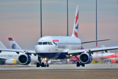 Flying is safe thanks to data and cooperation. Here's what the AI ...