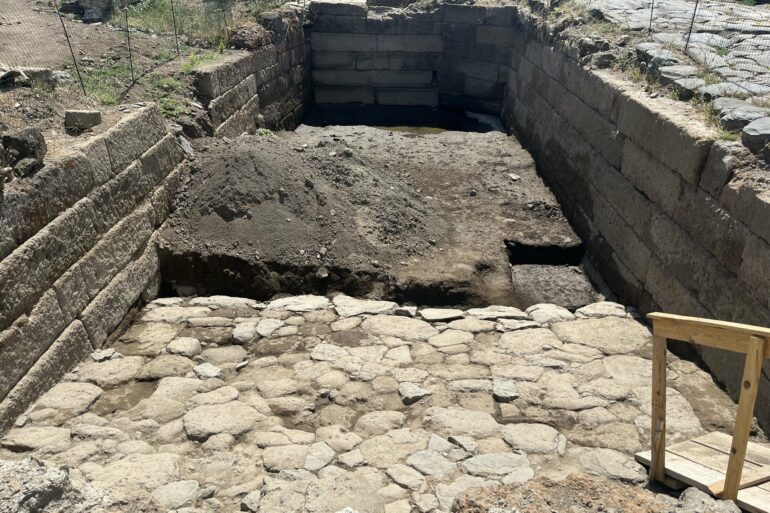 Hidden for centuries: Archaeologists unearth ancient Roman water basin