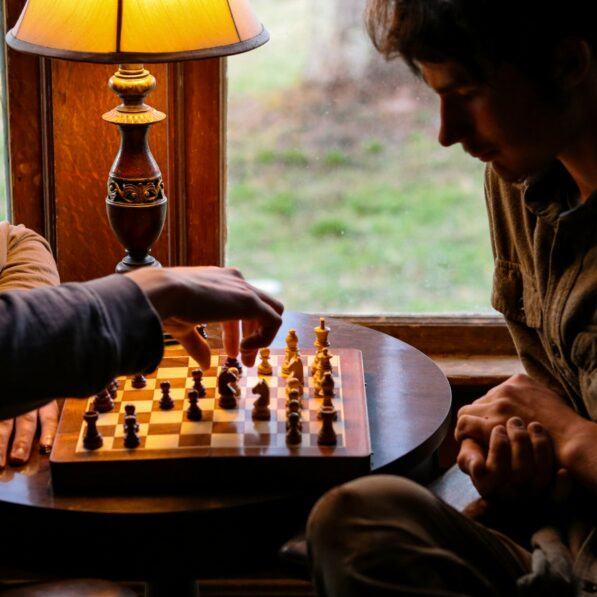 Overconfidence persists even where regular feedback should ...