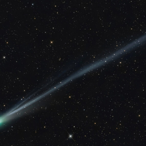 Two green comets shine bright. How to spot them in the night sky