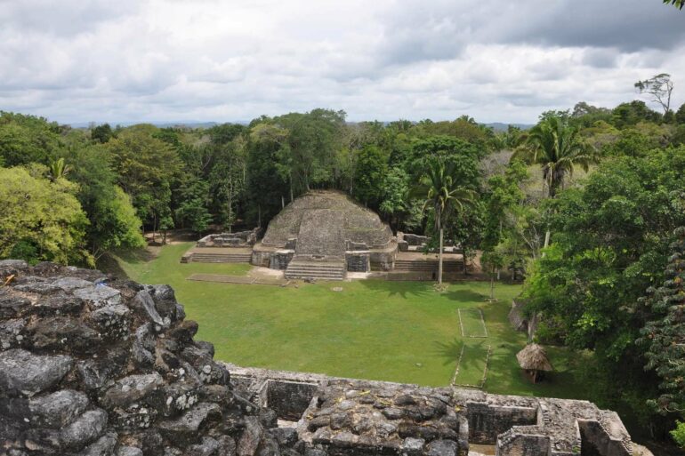 Why Classic Maya cities rose and fell