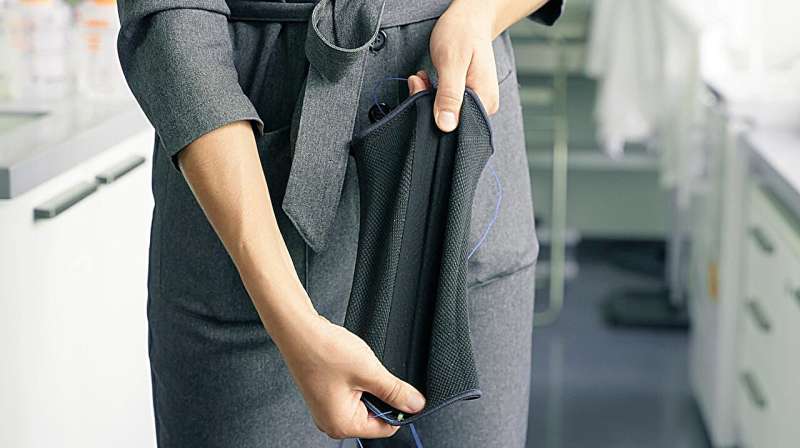 An electronic fiber for stretchable sensing