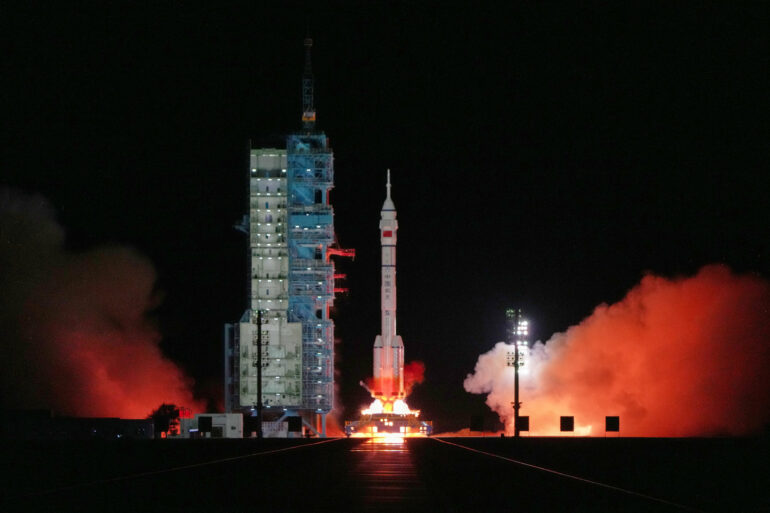 China's Shenzhou 21 docks with space station, sets the country's ...
