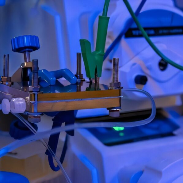 New recharge-to-recycle reactor turns battery waste into new ...